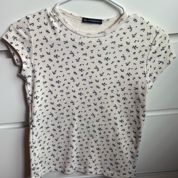 Brandy Melville Tops - BRANDY MELVILLE FLORAL TOP